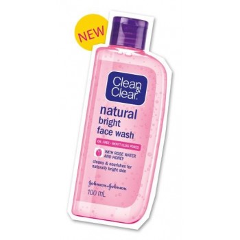 Clean & Clear Natural Bright Facewash 100ml